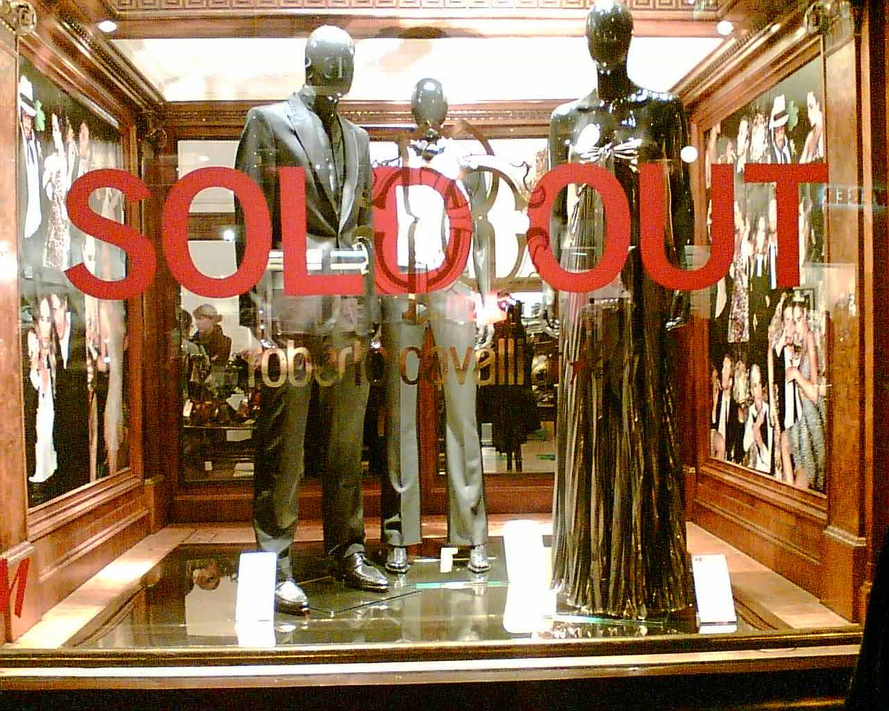 Cavalli bei H&M am Graben