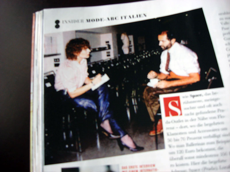 Brigitte Winkler mit Gianni Versace 1982, flair Ausgabe Juli/August 2008 Brigitte Winkler mit Gianni Versace 1982, flair Ausgabe Juli/August 2008