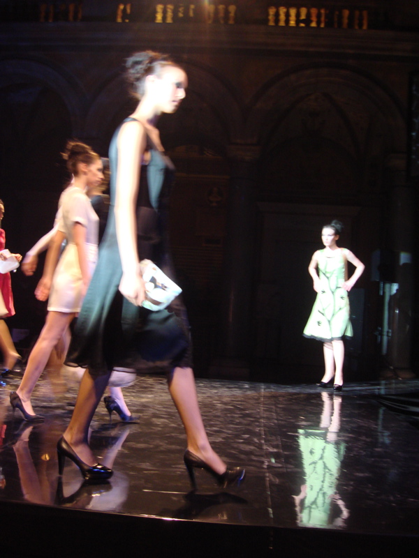 Blickfang Opening-Show: Luisa Clare