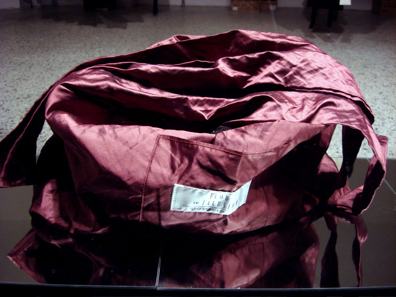 Fashion und Accessoires von Flor de Illusion, Nachbarin