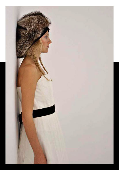 Elfenkleid: black & white Edition