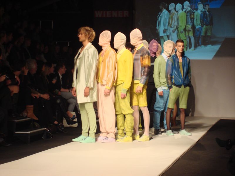 superated: "horizontal", Spring/Summer 2010 superated: "horizontal", Spring/Summer 2010