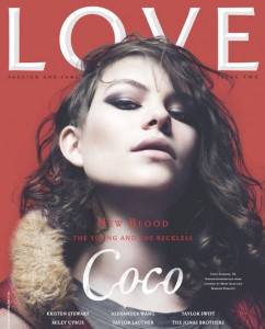 Love, UK, Ausgabe 2 2009, Cover mit Coco Love, UK, Ausgabe 2 2009, Cover mit Coco