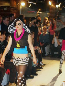 Fashionshow "Querschnitt", Modekolleg Herbsstraße, 2010, Modell von Pascale Schmid