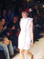 Fashionshow "Querschnitt", Modekolleg Herbsstraße, 2010, Modell von Rhea Schmid