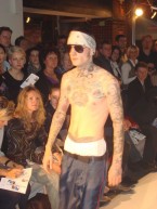 Fashionshow "Querschnitt", Modekolleg Herbsstraße, 2010, Modell von Rhea Schmid