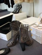 Käfig Schuhe, Yves Saint Laurent SS 2009 beim Liska Super Sale