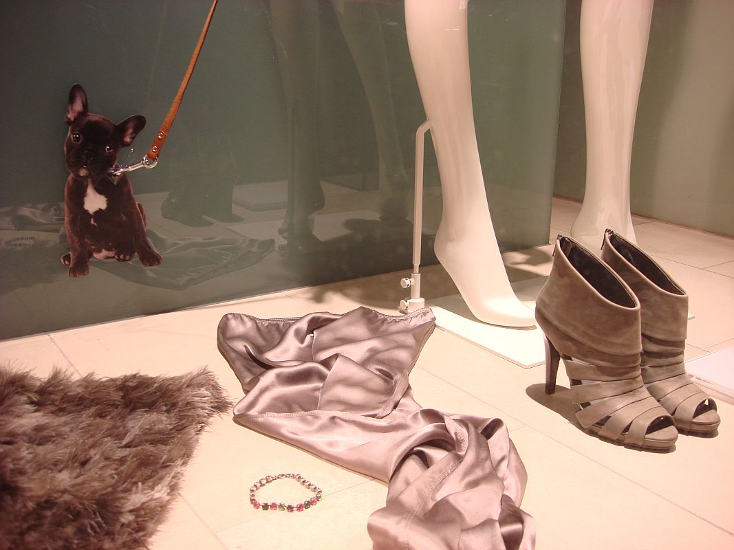 Schaufenster, Mondial, 1010 Wien