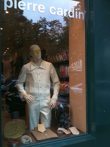 Schaufenster der Boutique Pierre Cardin, August 2010