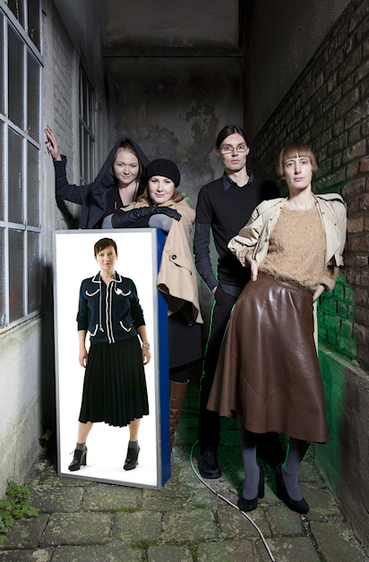 v.l.n.r. Maria, Michaela, Viktor, Anne. Maxima Jänner/Februar 2011, Foto: Regina Hügli, Christoph Pirnbacher