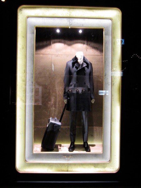 Schaufenster Prada Wien, Weihnachten 2011