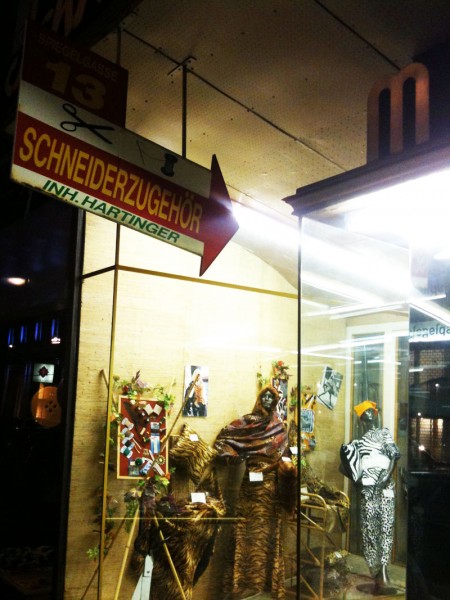 Hartinger Nähzubehör und Webpelze, Wien