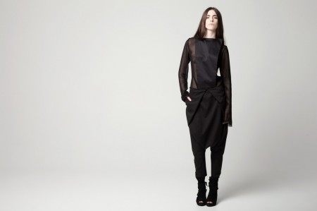 ruins of modernity: "shadows", Autumn/Winter 2013/14, Foto: Verena Mandragora ruins of modernity: "shadows", Autumn/Winter 2013/14, Foto: Verena Mandragora