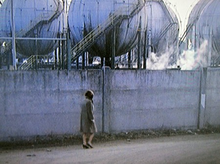 Monica Vitti in: Il deserto rosso, Regie: Michelangelo Antonioni, Kostüm: Gitt Magrini monica_vitti06